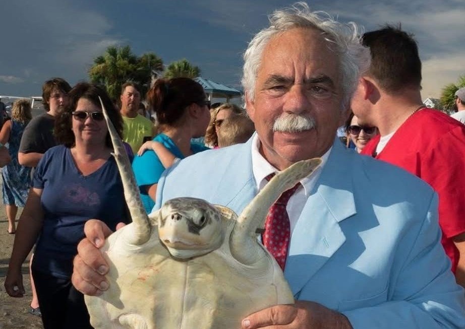 Biological Batteries with Rocks in their Head